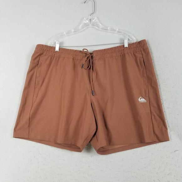 Quiksilver Shorts Mens 2XL Brown 7 Inch Inseam 4-Way Stretch Zipper Pocket - Picture 1 of 15